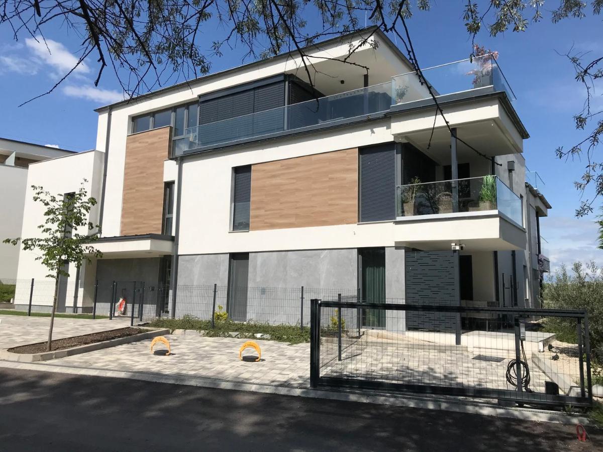 Olive Apartman Alsóörs 外观 照片