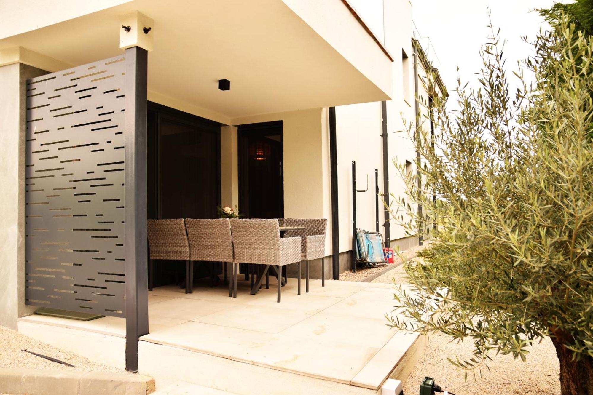 Olive Apartman Alsóörs 外观 照片